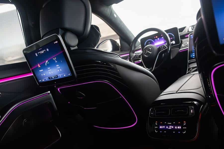 Mercedes-maybach-s580-interior