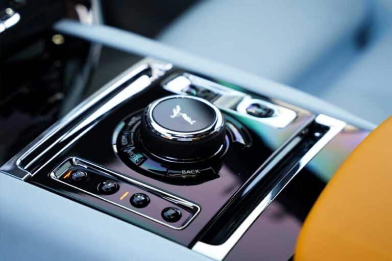 rent rolls royce dubai